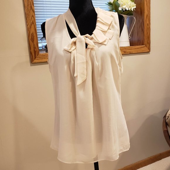 Gap Cream Chiffon Sleeveless Top with Ruffle and Bow Detail  Size M - Picture 1 of 10